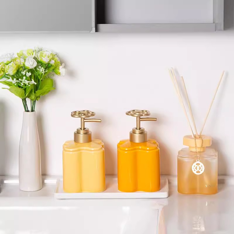 Modern Orange Floral Ceramic L - Zara Home Bathroom recension och pris