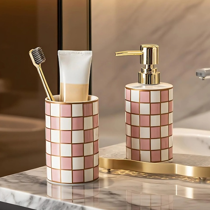 Luxury Cylindrical Ceramic Lot - Zara Home Bathroom recension och pris